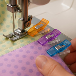 60 Pcs Sewing Clips for Fabric and Quilting, Multipurpose Quilt Clip for Quilting Supplies, Multi-Colored Plastic Clips for Sewing Accessories and Supplies Crafting Sewing Notions Tools